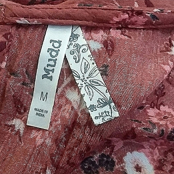 Mudd Women's Long Sleeve Floral Romper Size Medium 🆕 - Picture 9 of 9